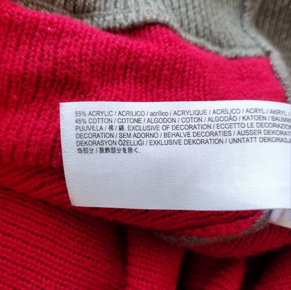 Disney Store Women's Sz 2X Mickey Mouse Pullover Scoopneck Sweater - Picture 13 of 13